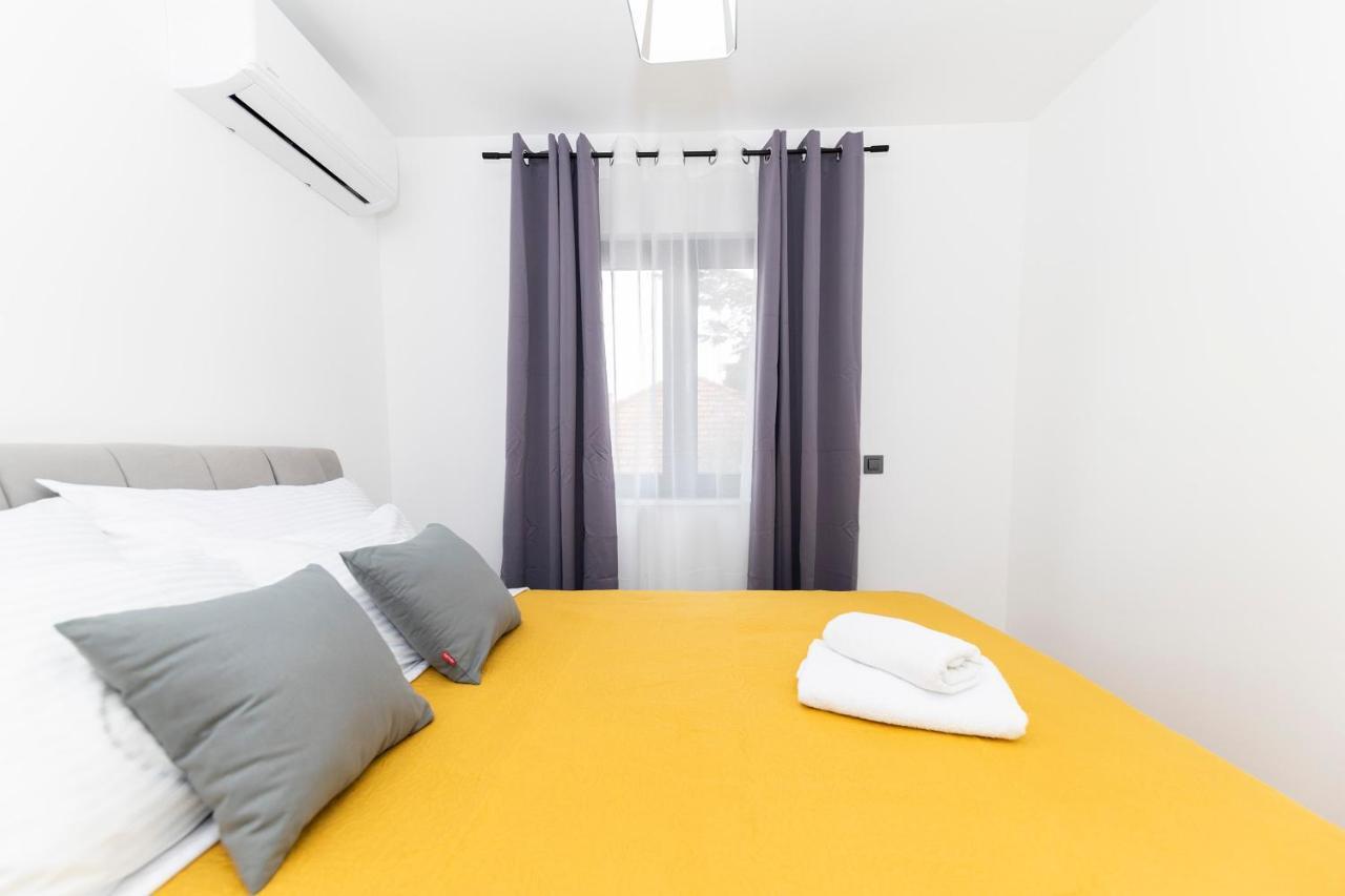 Apartment Marianne , Parking Free , 2 Bedroom & 2 Bathroom , Modern & Cozy 扎达尔 外观 照片